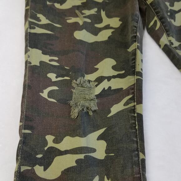 NWT KUT from the Kloth Camouflage Skinny Jeans High Rise Distressed | Size 2 - Picture 8 of 9